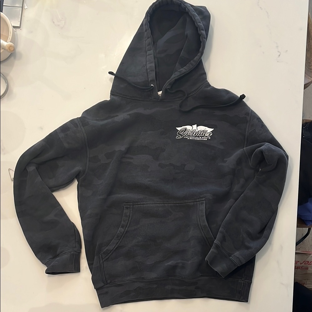 Gray Pullover Sweatshirt with Ribbed Cuffs